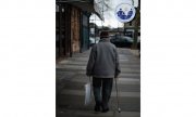 Starszy mężczyzna na ulicy