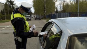 Policjanci w czasie działań „Twoja bezpieczna WuKaDka”