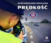 Policjant z radarem i napis Prędkość