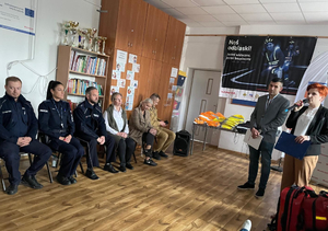 Uczestnicy kampanii podczas spotkania w szkole