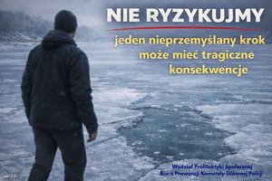 Mężczyzna na zbiorniku wodnym