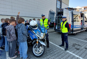 stanowisko policyjne na działaniach