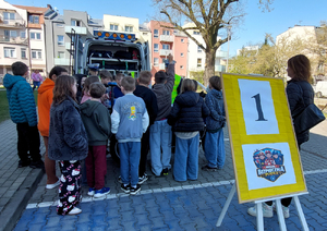 stanowisko policyjne na działaniach